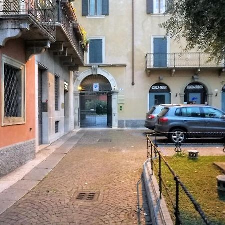 Castle View Lodge Intero Appartamento Verona Centro Storico Εξωτερικό φωτογραφία